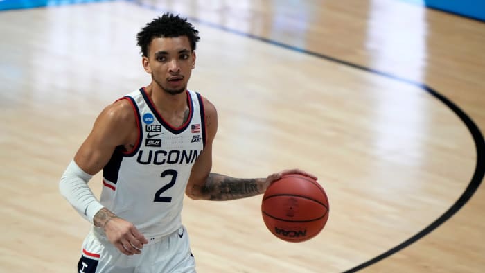 james-bouknight-uconn